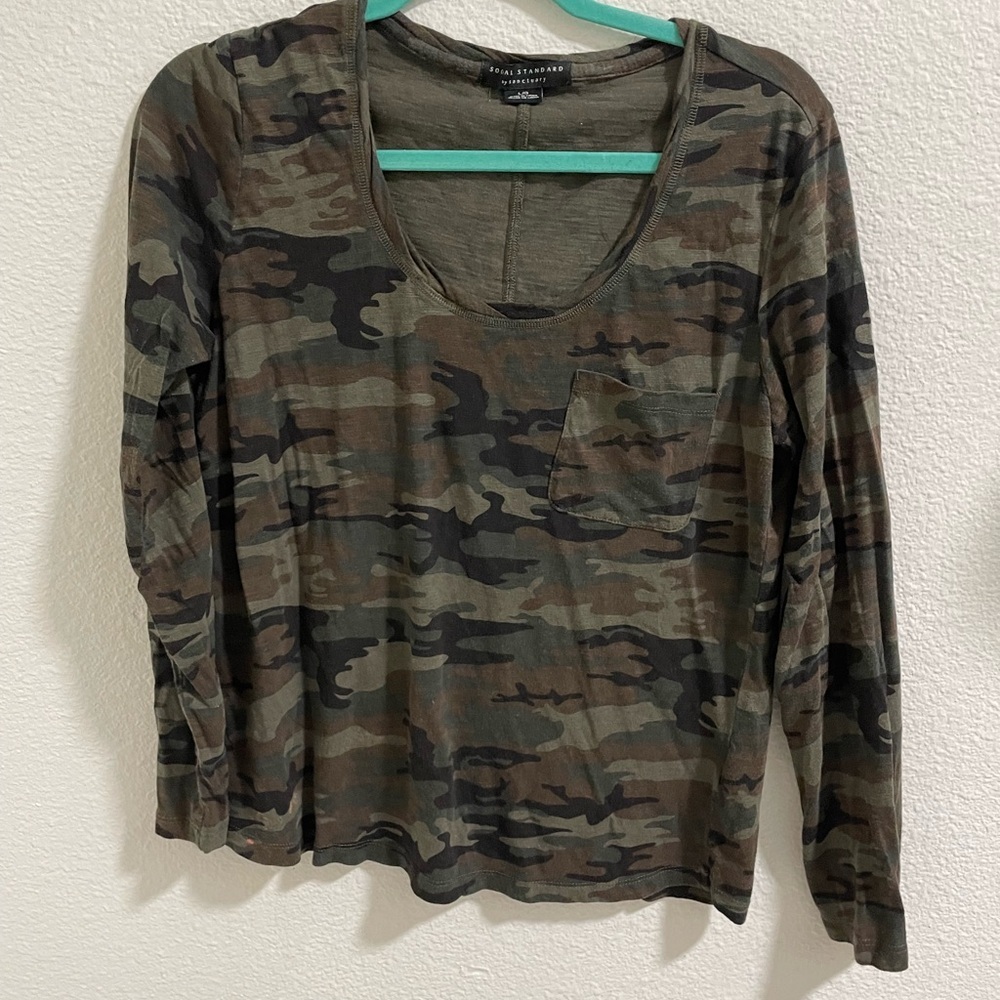 Sanctuary Green Camo Long Sleeve Top